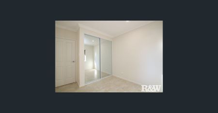 GRANNY FLAT WITH PARKING AREA - Photo 3