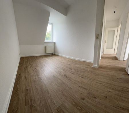 3 Zimmer Dachgeschosswohnung in sehr guter Lage - Photo 3