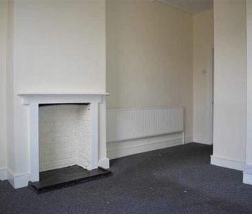 2 bedroom property to rent - Photo 1