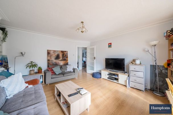 3 bedroom flat to rent - Photo 1