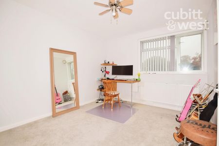 3 bedroom semi-detached house to rent - Photo 4