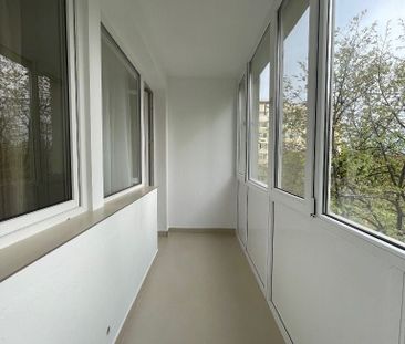 Calea Grivitei, Metrou - Photo 1