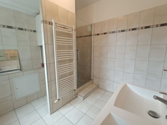 Location Appartement 3 pièces 59m² REIMS 51100 - Photo 1