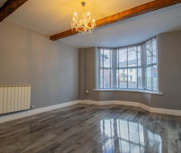 Heatley House, Lymm - Photo 3