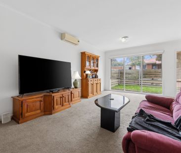 Spacious Two-Bedroom Unit in a Prime Sunbury Location - Photo 2
