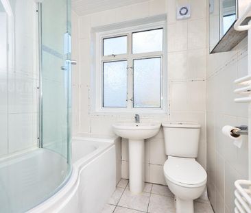 3 bedroom terraced house to rent - Photo 4