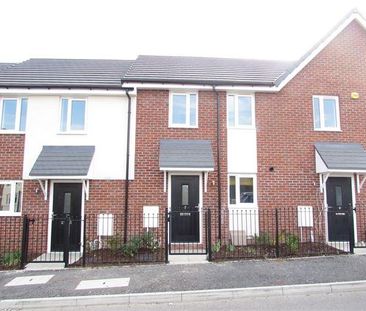 2 bedroom terraced house to rent - Photo 2