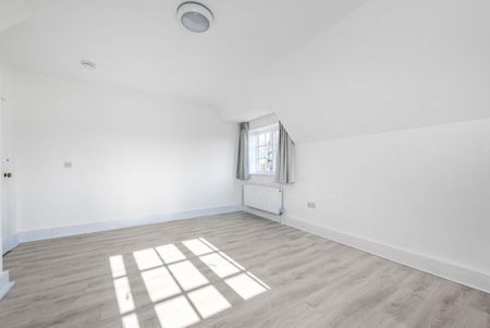 Shenley Lane, London Colney AL2 - Photo 5