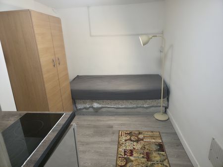 Studio Flat, Torver Road, HA1 - Photo 2