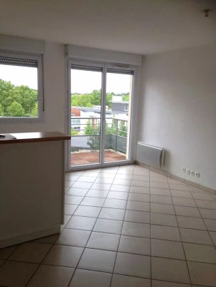 location Appartement T2 DE 43.01m² À EVRY - Photo 1