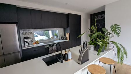 Sydenham, 3 bedrooms - Photo 5