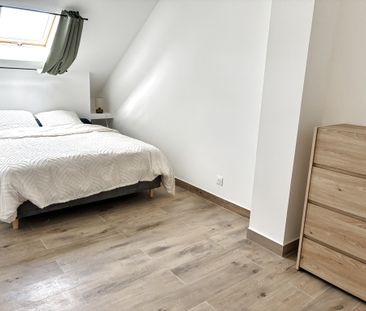 Location Appartement 2 pièces 58m² ST DENIS 97400 - Photo 4