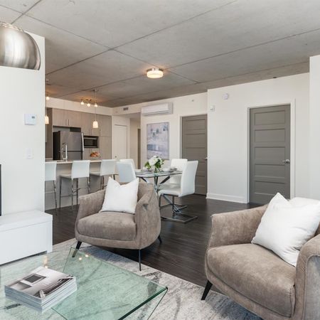 Appartement 2 chambres à louer Laval à Axial Towers - Photo 3