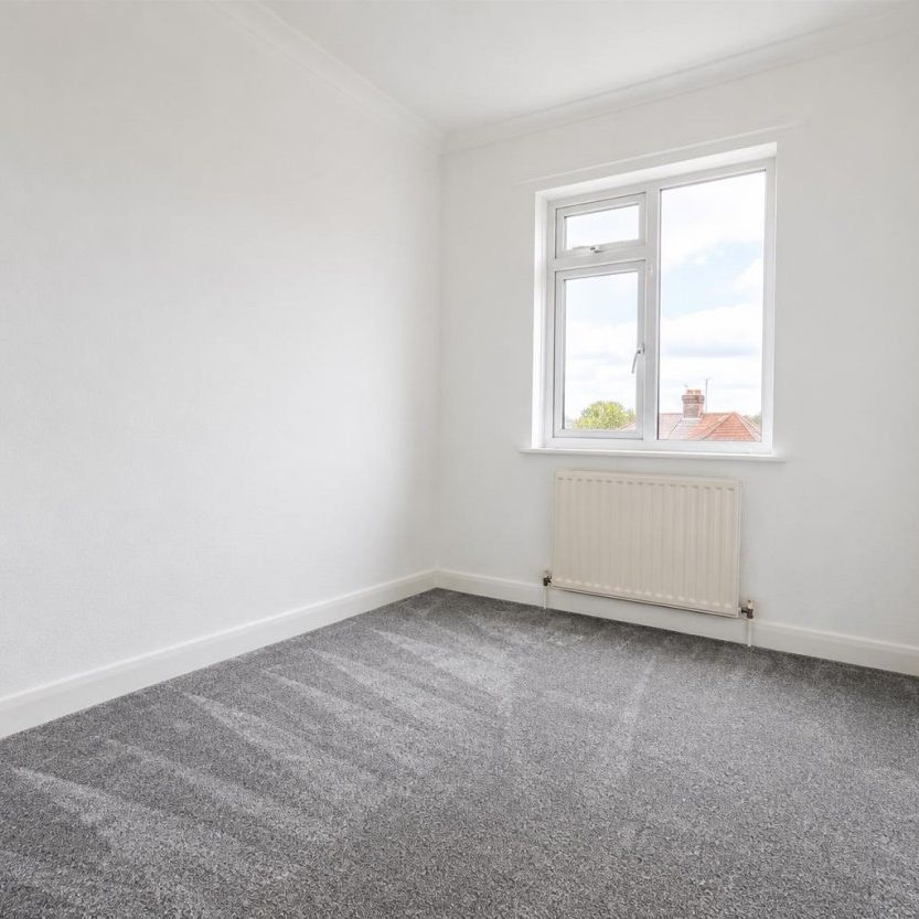 Woodgrange Drive, Southend On Sea - Photo 1