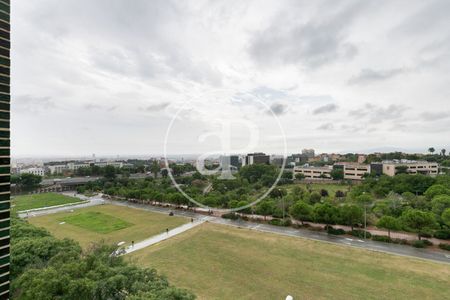 Penthouse for rent in Finestrelles (Esplugues de Llobregat) - Photo 4