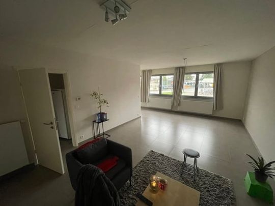 Appartement te huur - Photo 1