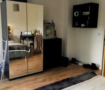 4 Bed 3 Bath - Photo 6