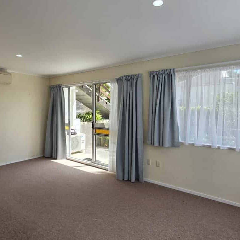 City Centre - 1 Bedroom - Photo 1