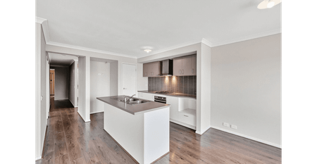 Modern, Low-Maintenance Living in a Well-Connected Location - Photo 4