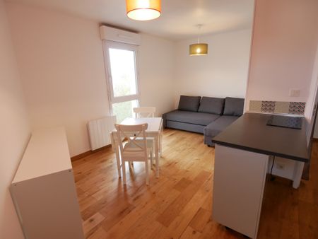 Location Appartement 1 pièce 27m² ANGERS 49000 - Photo 2