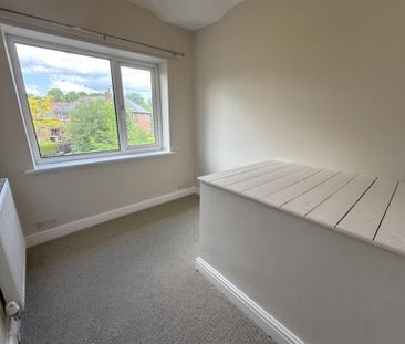 Warren Avenue, Knutsford - Photo 1