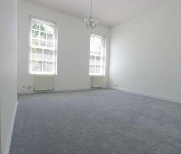 Penrose House, Newsholme Drive, N21 - Photo 6