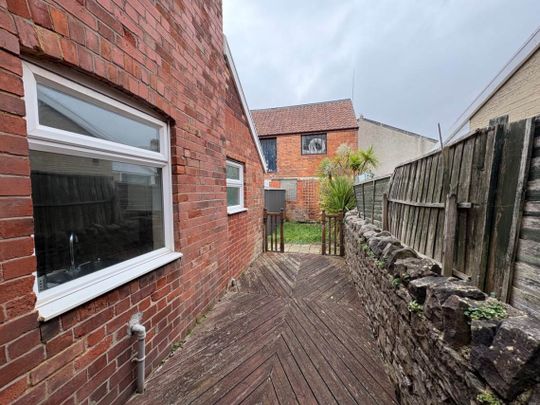 Weston-super-Mare, North Somerset - Photo 1