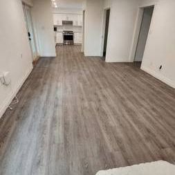 Beautifully Renovated 2 bedroom, 1 bath Lower Suite - Photo 3