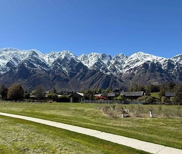 Stylish Executive Home in Jack’s Point - Photo 1