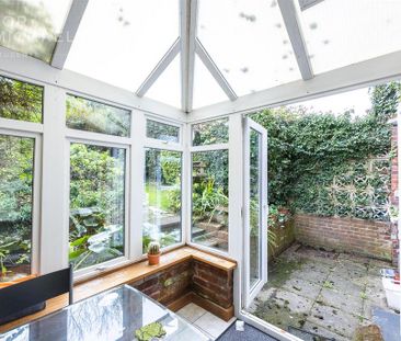 4 bedroom terraced house to rent - Photo 1