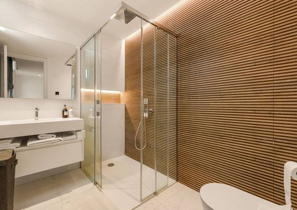 6 bedroom luxury Villa for rent in Nueva Andalucia, Andalusia