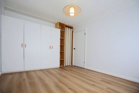 Low-Maintenance Living in a Vibrant City Fringe Pocket - Photo 2