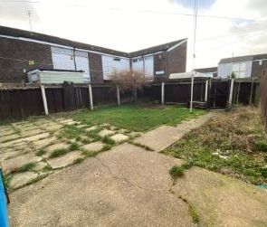 2 bedroom end of terrace house to rent - Photo 6