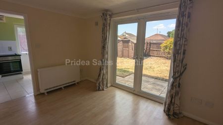 Malvern Close, North Hykeham. Lincoln - Photo 2