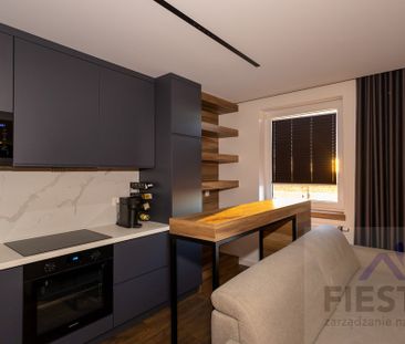 Katowice Tysiąclecia, ul. Tysiąclecia - Zdjęcie 6