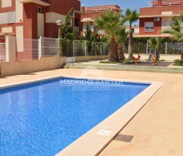 Two bedroom apartment with private solarium in Lomas de Cabo Roig - Photo 2