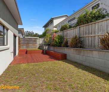 Spacious Villa, Central Location! - Photo 4