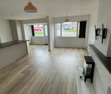 3 bedroom bungalow to rent - Photo 3