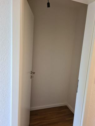 Helle, sanierte 2-Zimmer-Wohnung mit Südbalkon & Aufzug in Düssel - Foto 1