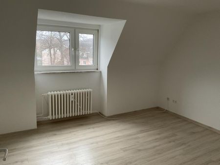 Wohnen unterm Dach - geeignet für Singels und Paare - Photo 2