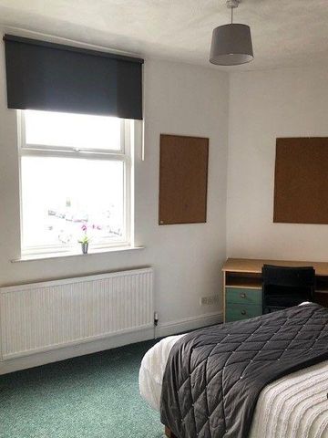5 bedroom house share to rent - Photo 4