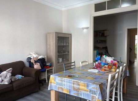 Location Appartement 4 pièces 142m² JARNAC 16200 - Photo 5
