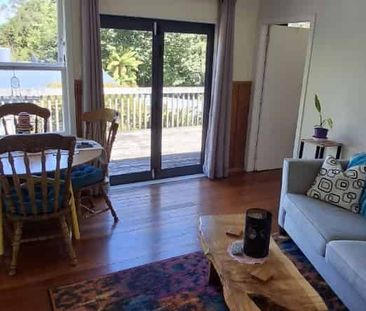 CUTE LITTLE HIDEAWAY - Photo 1