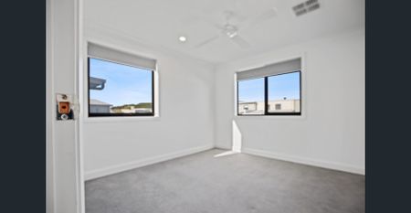 “Sea Change Dream Home” - Photo 5