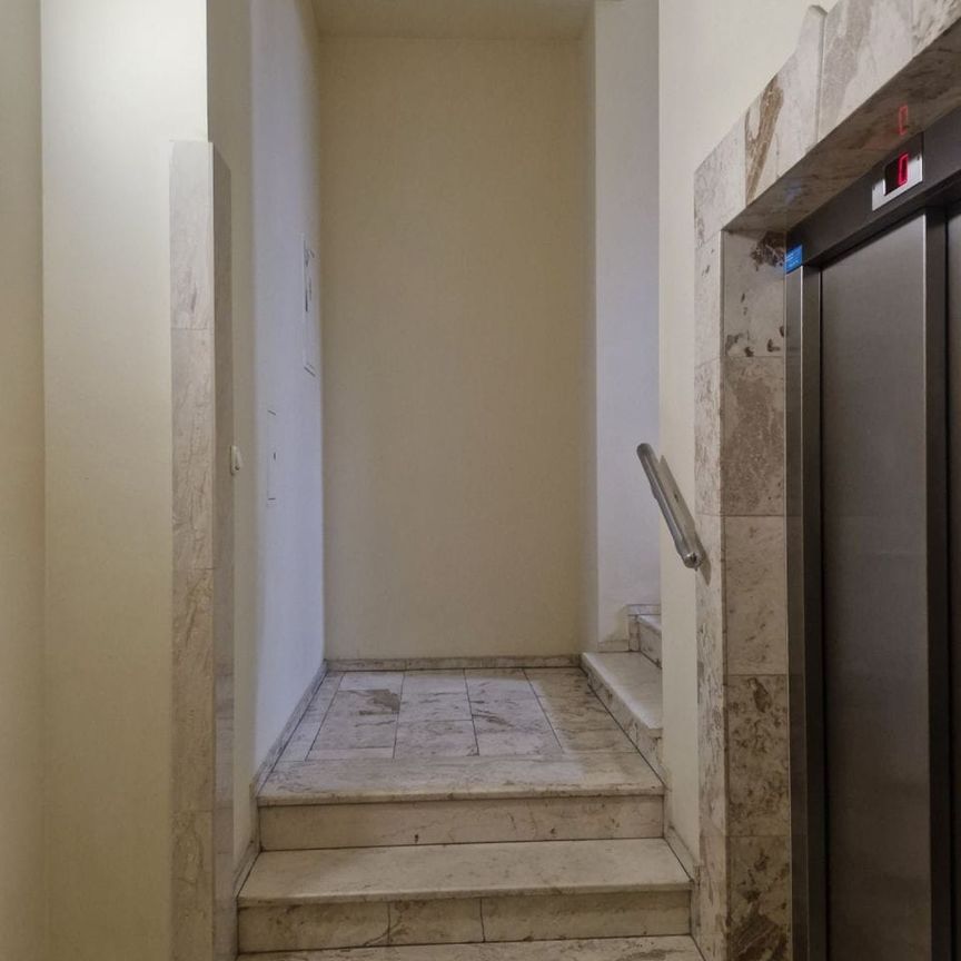 3 pokoje z balkonem tuż przy metrze Natolin 73.4 m² - Фото 1