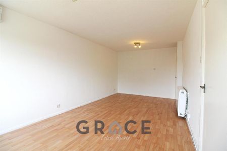 1 bedroom maisonette to rent - Photo 2