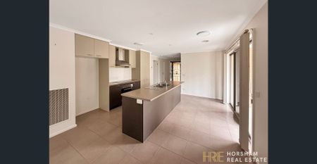 Horsham West 3 bedroom brick home - Photo 3