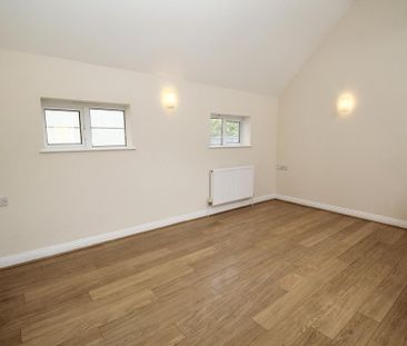 2 bedroom detached bungalow to rent - Photo 3