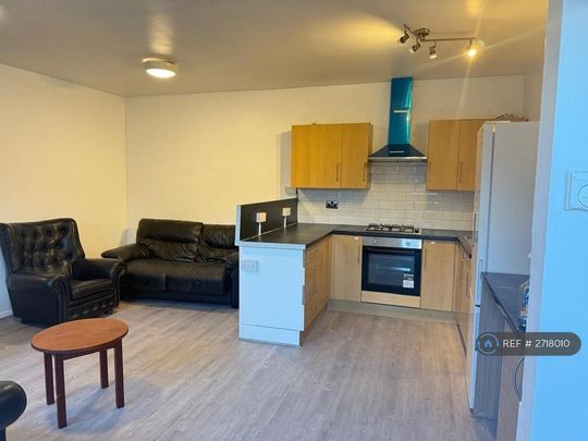 1 bedroom flat to rent - Photo 1