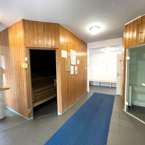 Wienerberg City, 2-Zimmer-Wohnung mit Wellness- / Fitnessbereich, Panoramablick und Concierge-Dienst - Foto 1